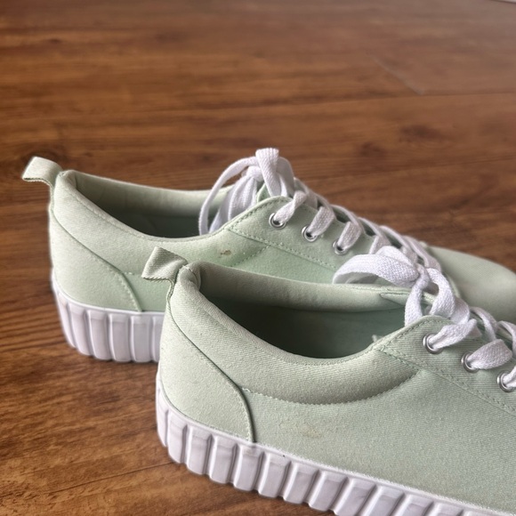 Platform sneaker - Picture 4 of 4